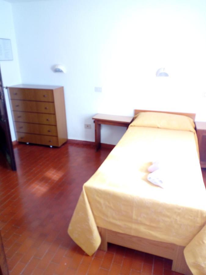 Oasi San Francesco - Casa Per Ferie Hotell Chiusi della Verna Exteriör bild