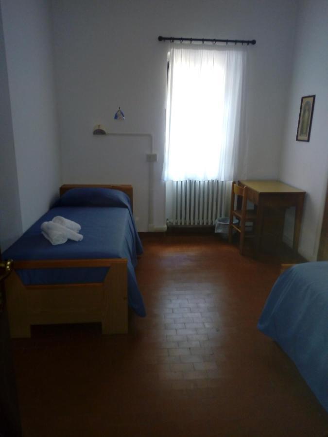 Oasi San Francesco - Casa Per Ferie Hotell Chiusi della Verna Exteriör bild